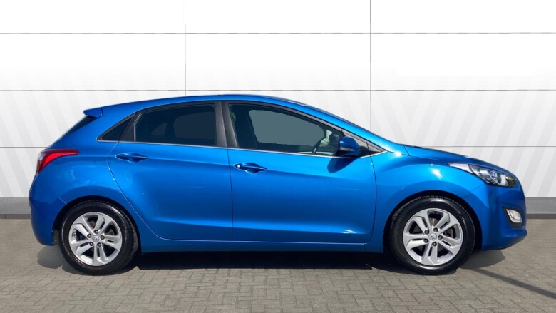 Hyundai i30 1.4 Blue Drive SE Nav 5dr Petrol Hatchback